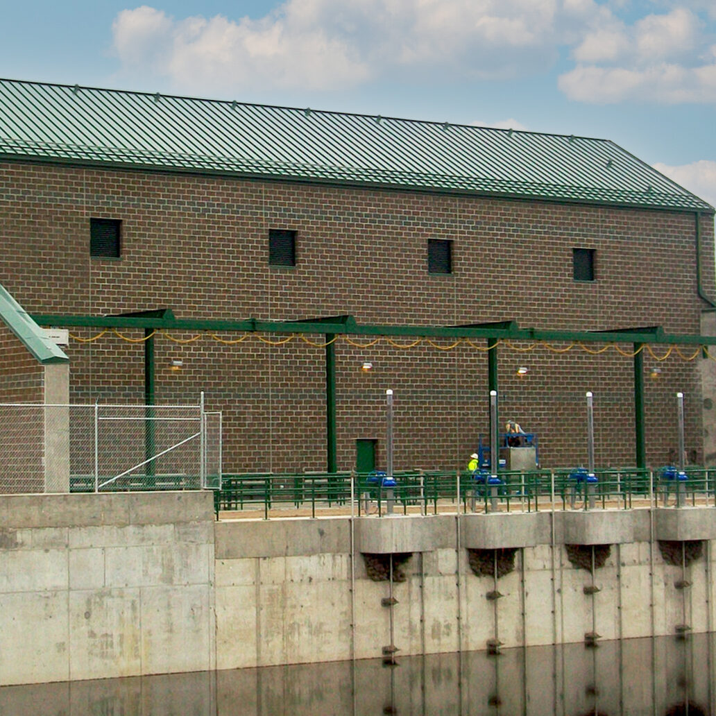 Devils Lake Pump Stations by Park Construction