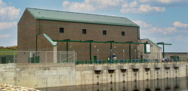 Devils Lake Pump Stations by Park Construction